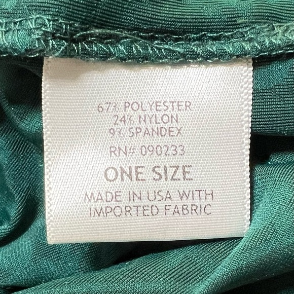 La Hearts Emerald Green Shawl (Sz One Size) - Picture 12 of 14